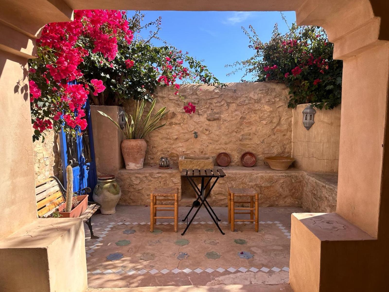 Aigues Casa Con Vistas Al Mar Y Patio De Buganvillas מראה חיצוני תמונה